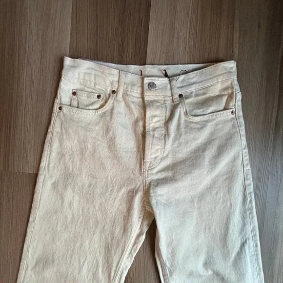 NWT Zara Relaxed Straight‎ Leg Mid Rise SIZE 4 Antique Ecru Denim Jeans Womens - Picture 2 of 7